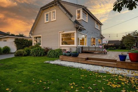 Photo of property in 212 Weston Road, St Albans, Christchurch, 8052