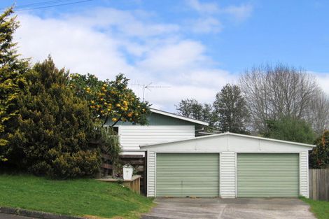 Photo of property in 2 Crombie Street, Bellevue, Tauranga, 3110