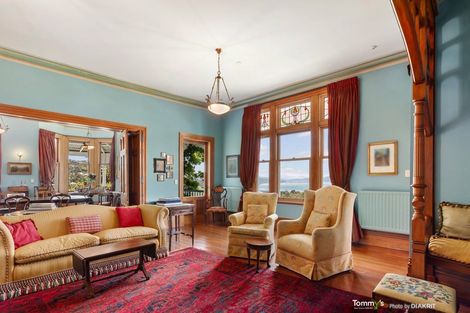 Photo of property in 25 Fairview Crescent, Kelburn, Wellington, 6012