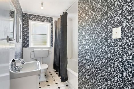 Photo of property in 32 Elizabeth Street, Levin, 5510