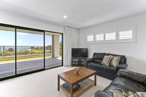 Photo of property in 9 Bayly Road, Moturoa, New Plymouth, 4310