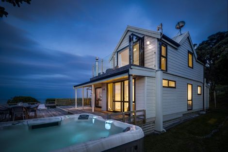 Photo of property in 224 Harper Road, Waimarama, 4294