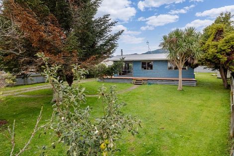 Photo of property in 32 Rata Street, Tokomaru, Palmerston North, 4474