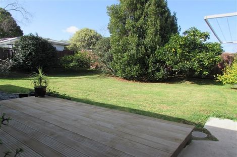 Photo of property in 18a/2 Sherwood Avenue, Te Atatu South, Auckland, 0610