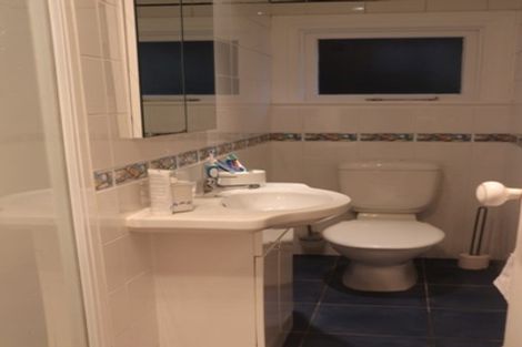 Photo of property in 54 Richmond Avenue, Karori, Wellington, 6012