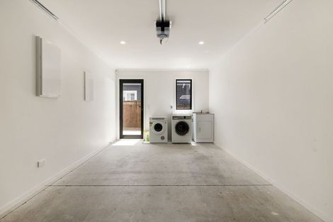 Photo of property in 26u3 Hunter Street, Hamilton Lake, Hamilton, 3204