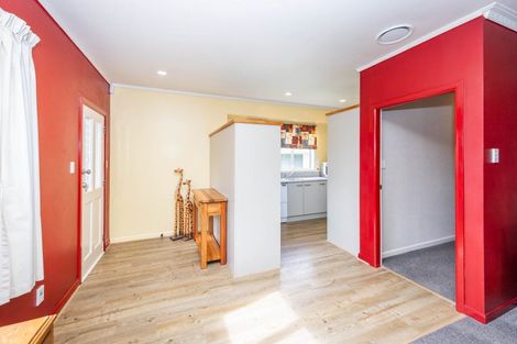 Photo of property in 20 Oxford Street, Fairfield, Hamilton, 3214