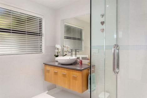 Photo of property in 16 Waterford Avenue, Ohope, 3121