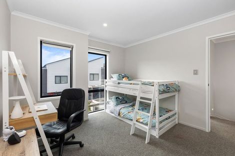 Photo of property in 14 Nugget Avenue, Hobsonville, Auckland, 0616