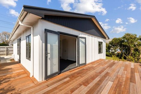 Photo of property in 168 Tukapa Street, Westown, New Plymouth, 4310