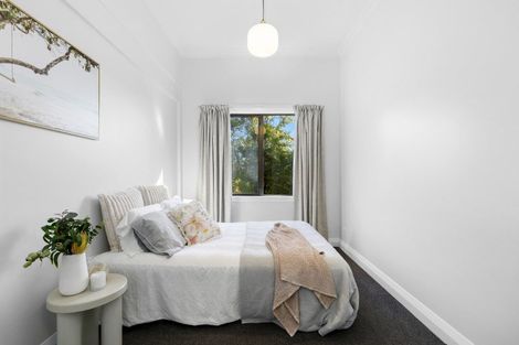 Photo of property in 48 Kamahi Street, Stokes Valley, Lower Hutt, 5019