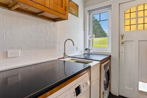 Photo of property in 100 Evans Road, South Head, Helensville, 0874