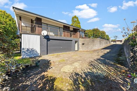 Photo of property in 21 Nevada Drive, Merrilands, New Plymouth, 4312