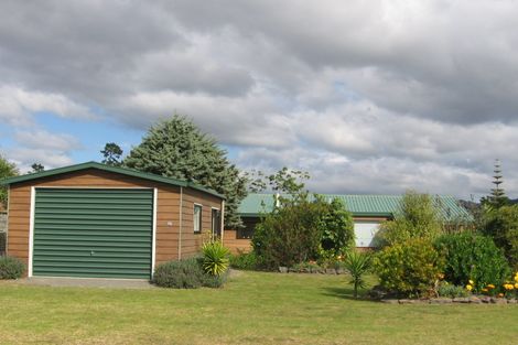 Photo of property in 27 Pleasant Place, Pauanui, Hikuai, 3579