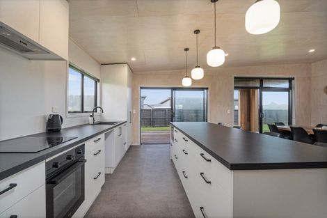 Photo of property in 5 Riria Way, Matarangi, 3592