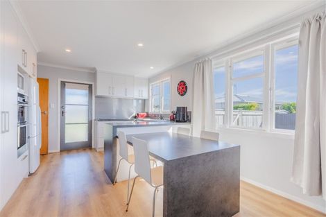 Photo of property in 130 Guppy Road, Taradale, Napier, 4112