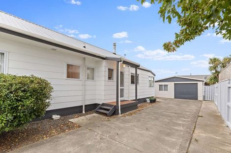 Photo of property in 8 Mercury Street, Milson, Palmerston North, 4414