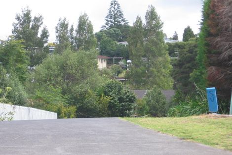 Photo of property in 3/43-53 Chivalry Road, Glenfield, Auckland, 0629