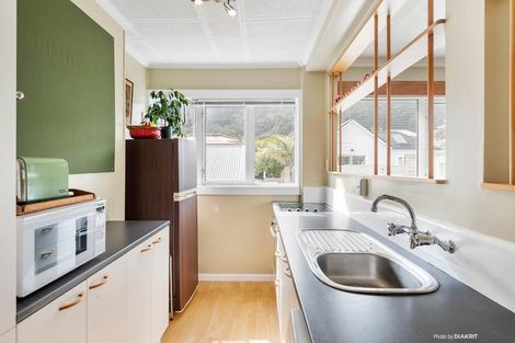 Photo of property in Victoria Court, 4u8 Queen Street, Mount Victoria, Wellington, 6011