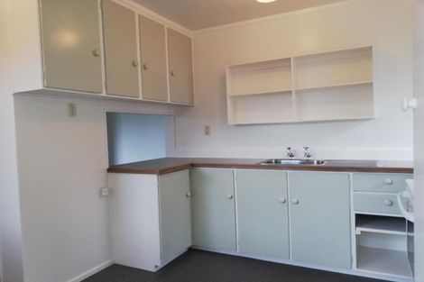 Photo of property in 105 Thurleigh Grove, Karori, Wellington, 6012