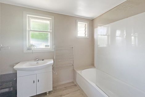 Photo of property in 9 Motutere Avenue, Taupo, 3330