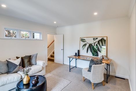 Photo of property in 9 Lindsay Street, Havelock North, 4130