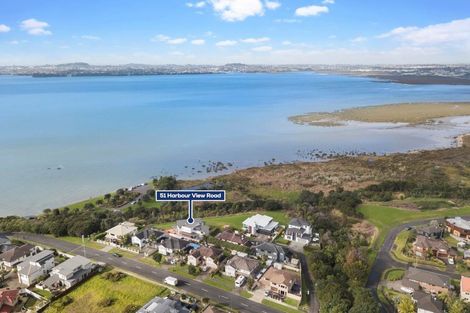 Photo of property in 51 Harbour View Road, Te Atatu Peninsula, Auckland, 0610