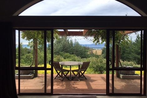 Photo of property in 382 Old Coach Road, Upper Moutere, 7173