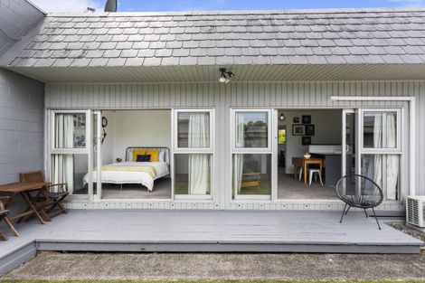 Photo of property in 1/2a Eskdale Road, Birkdale, Auckland, 0626