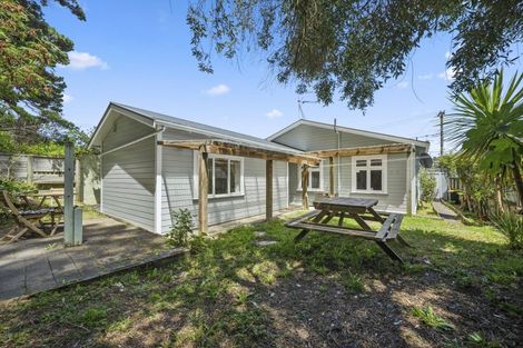 Photo of property in 34 Darlington Road, Miramar, Wellington, 6022