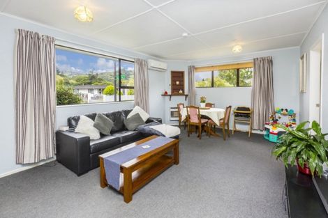 Photo of property in 6f2- Gemstone Drive, Birchville, Upper Hutt, 5018