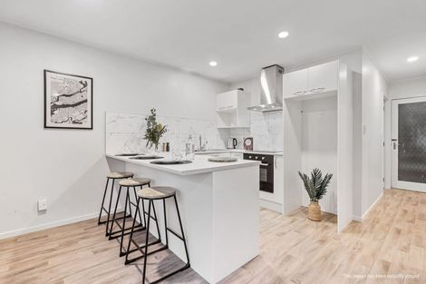 Photo of property in 2/31 Bowater Place, Manurewa, Auckland, 2102