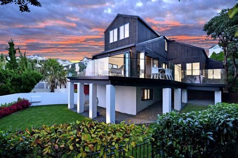 Photo of property in 2/92 Churchill Road, Murrays Bay, Auckland, 0630