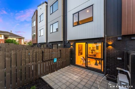 Photo of property in 6d William Roberts Road, Pakuranga, Auckland, 2010