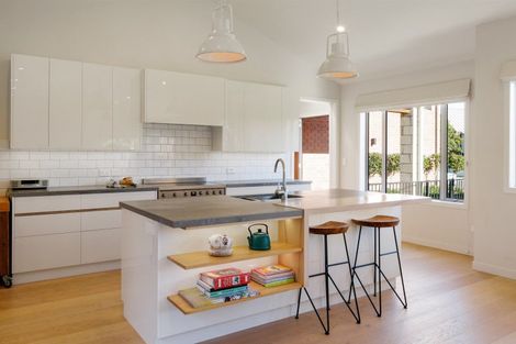 Photo of property in 3 Le Quesnoy Place, Cambridge, 3434