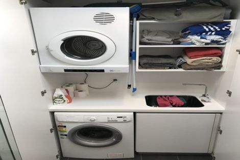 Photo of property in 4/275 Kilmore Street, Christchurch Central, Christchurch, 8011