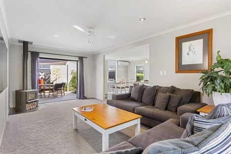 Photo of property in 12 Paua Cove, Papamoa Beach, Papamoa, 3118