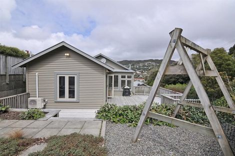 Photo of property in 48 Chamberlain Road, Karori, Wellington, 6012