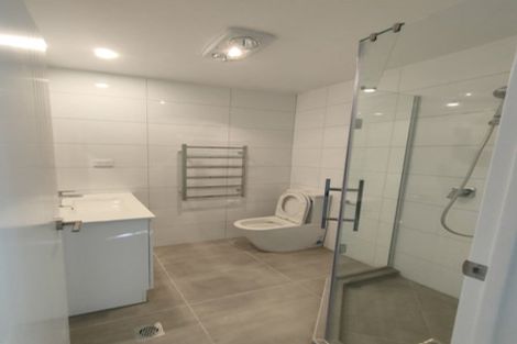 Photo of property in 16 Helena Street, Massey, Auckland, 0614