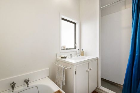 Photo of property in 2/87 Manuka Road, Bayview, Auckland, 0629