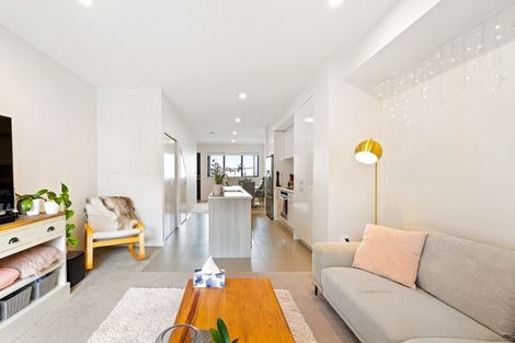 Photo of property in 59 Rangihina Road, Hobsonville, Auckland, 0616