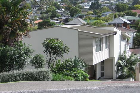 Photo of property in 1/16 Penning Road, Castor Bay, Auckland, 0620