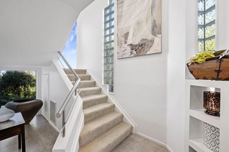 Photo of property in 39 Eastcliffe Road, Castor Bay, Auckland, 0620