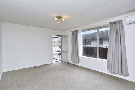 Photo of property in 1/3 James Condon Place, Redwood, Christchurch, 8051