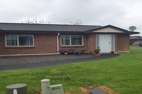Photo of property in 11/15 O'sullivan Place, Waiuku, 2123