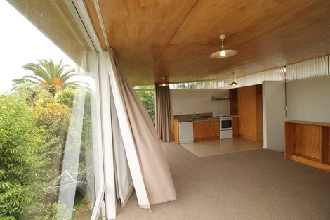 Photo of property in 83a Sunset Road, Totara Vale, Auckland, 0632