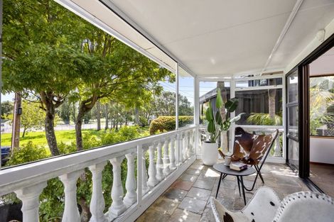 Photo of property in 62 Wairoa Road, Narrow Neck, Auckland, 0624