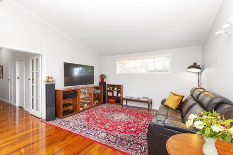 Photo of property in 2 Merchant Avenue, Te Atatu South, Auckland, 0610