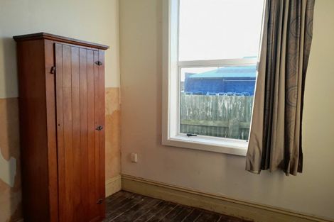 Photo of property in 30 Wharfe Street, South Hill, Oamaru, 9400