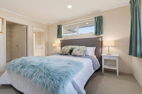 Photo of property in 8 Montrose Place, Pyes Pa, Tauranga, 3112